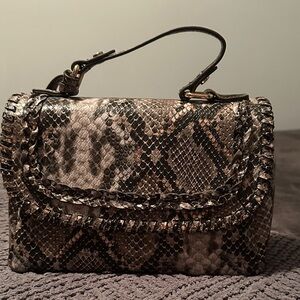 Elegant Snakeskin Pattern Handbag